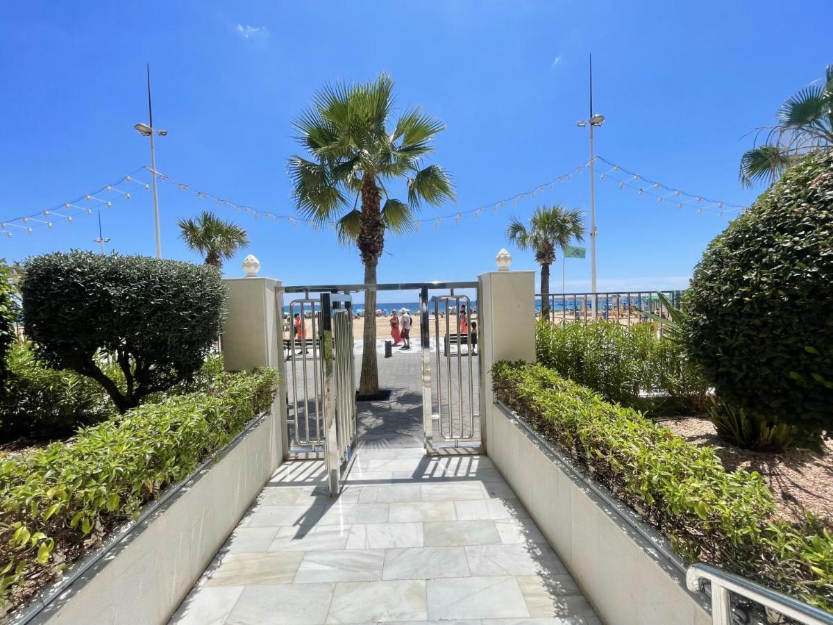 Tor Maraya Seafront Levante Beach Benidorm Eksteriør bilde